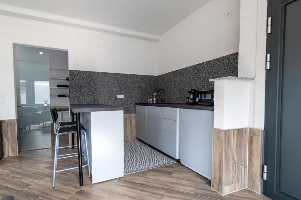 Gemuetliches Apartment In Neuwied Eksteriør bilde