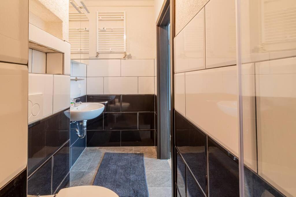 Gemuetliches Apartment In Neuwied Eksteriør bilde
